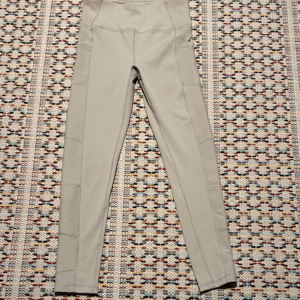Mono B Light Beige Apparel